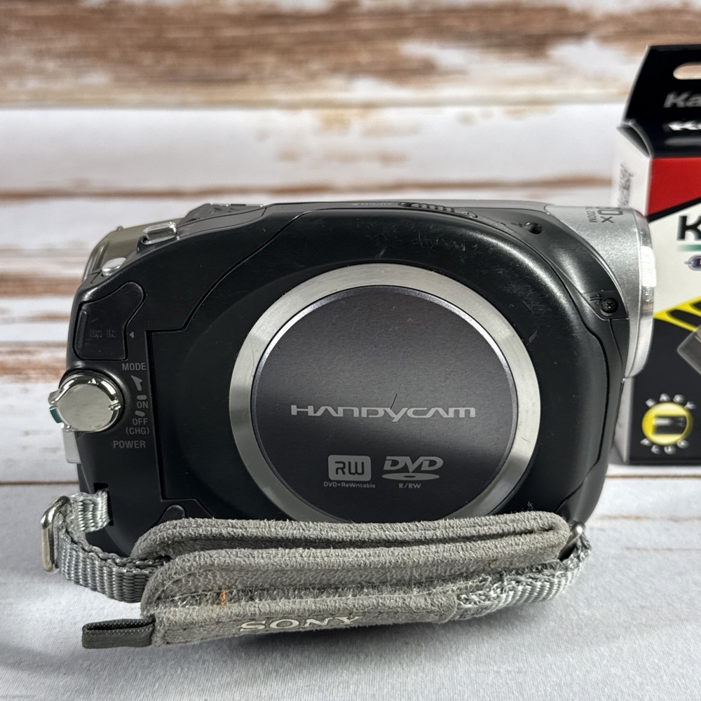 Sony DCR-DVD203 Handycam Camcorder w/Battery Charger – Read Description - Picture 4 of 8